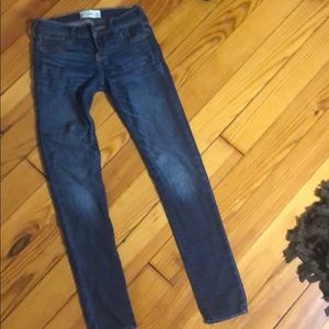 Girls Abercrombie skinny jeans